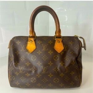 Louis Vuitton Speedy 25